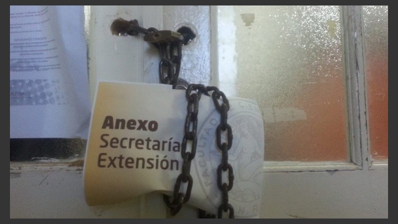 Las cadenas en los lugares donde trabaja el equipo de Salud Socioambiental.