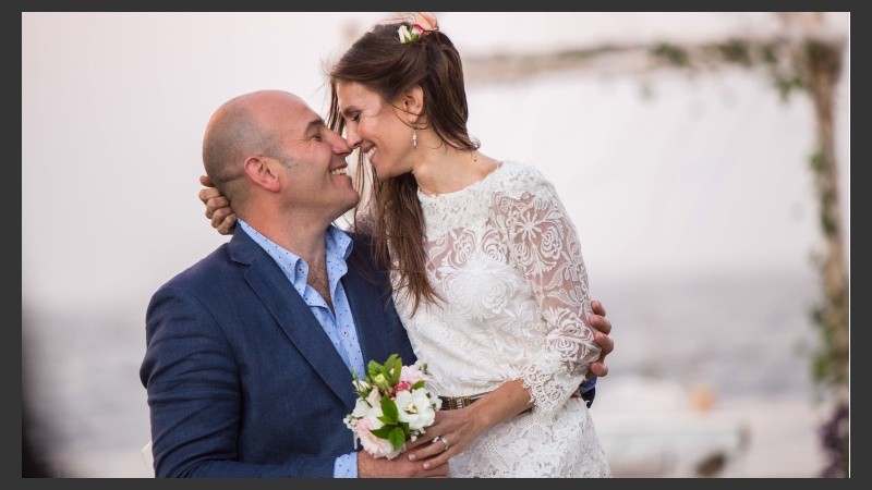 La ceremonia y la fiesta fue en la casa de la pareja. 