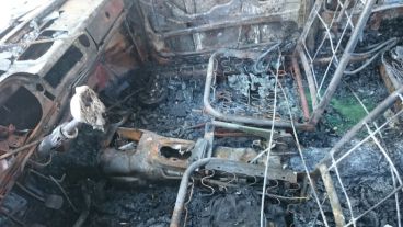 El Fiat modelo Berlina 125 color azul del policía pasado a disponibilidad.