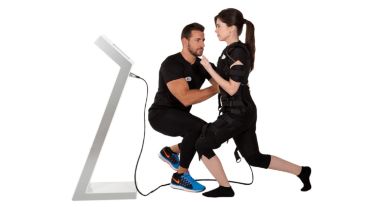 El deporte prolifera en los gimnasios con esfuerzo propio y controlado por especialistas.