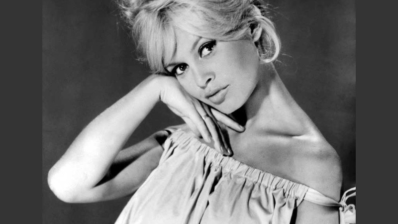 Brigitte Bardot se rindió ante la femineidad de esta pieza.