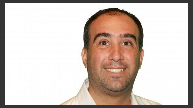 Anello es relator de Radio Mitre.