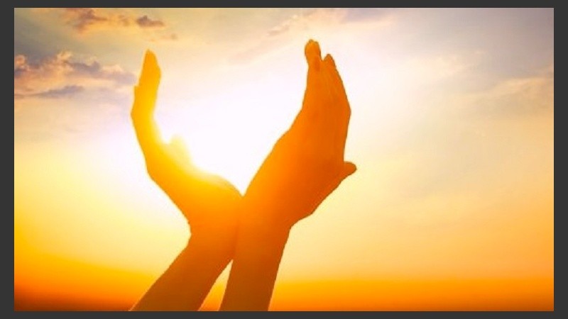 A buscar el sol del mediodía.