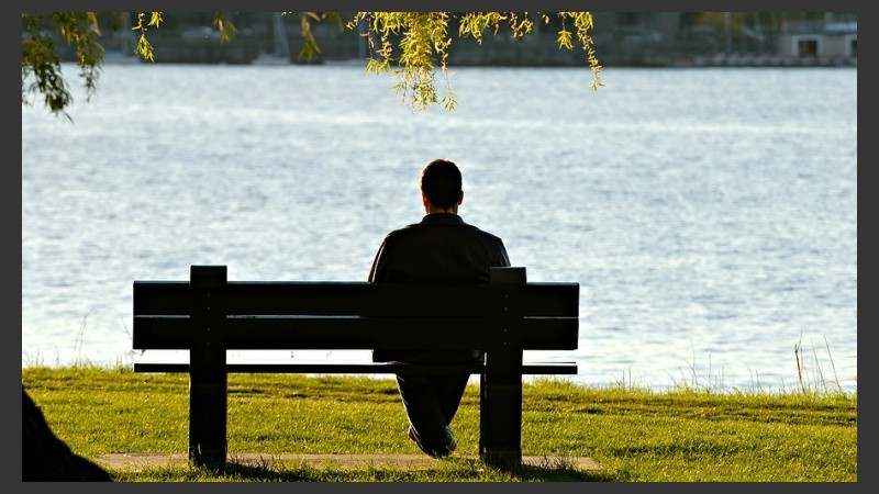 Las personas muy inteligentes le dedican más tiempo a sus metas y objetivos que a socializar.