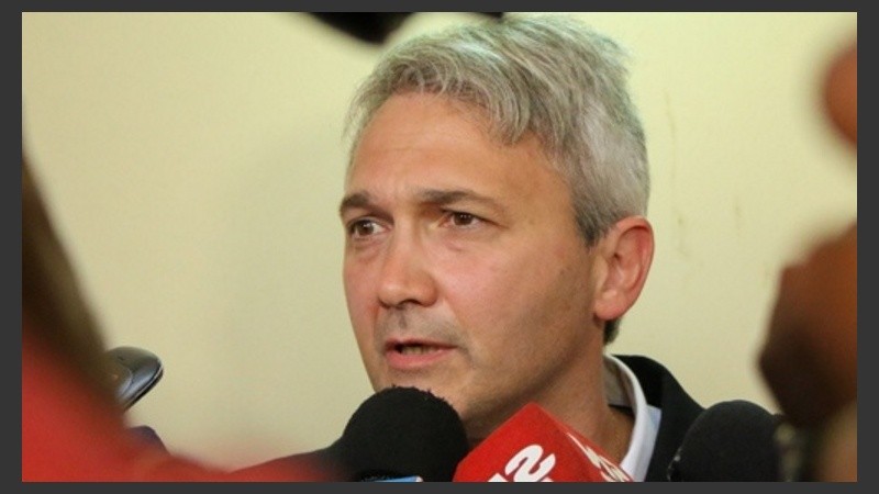 Carloni se en el club tras esta gestión.