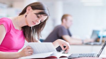 El año pasado se inscribieron a las carreras de la UNR 15.103 nuevos alumnos.