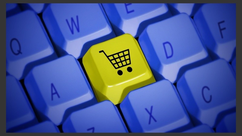 Desde el 2013, en Argentina, diversos comercios se visten de negro, un viernes de noviembre, para impulsar el consumo. 