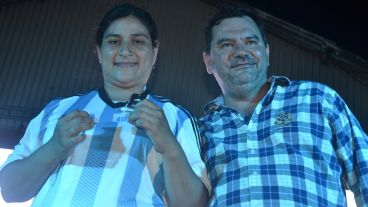 Valeria, la ganadora de la camiseta de la selección argentina autografiada por Messi.