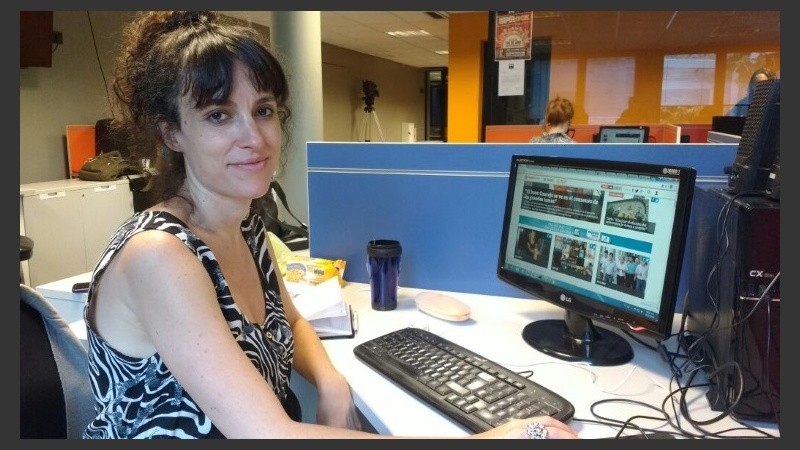 Sabrina Ferrarese, ganadora del premio Adepa.