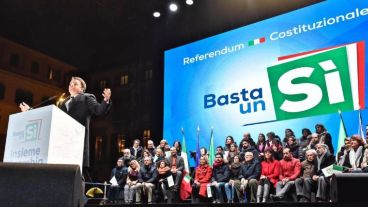 El Primer Ministro Matteo Renzi. Según datos preliminares, en Argentina habría sufragado un 26 por ciento de los casi 650 mil habilitados.