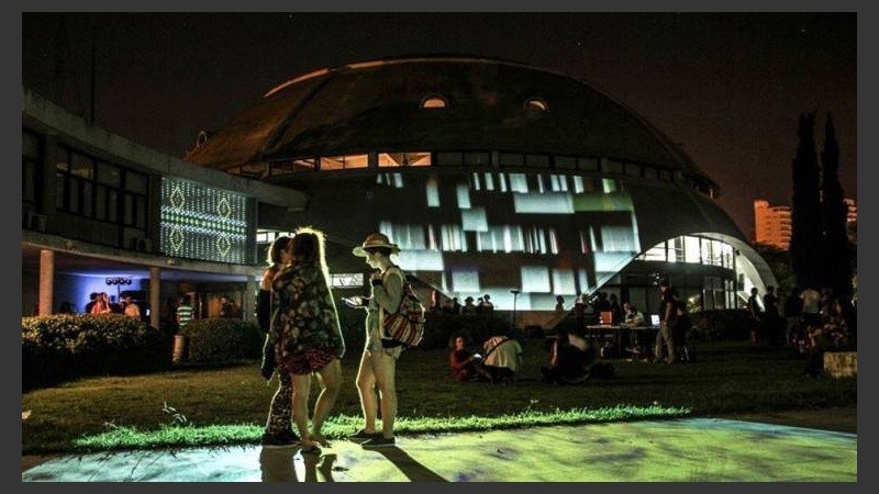 El programa EspacioLab cierra el año con música en vivo, proyecciones, performances e instalaciones en la explanada del CAM.
