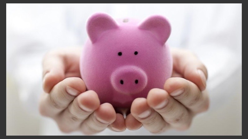 Esta vez fueron cinco mujeres becadas por el nivel universitario.