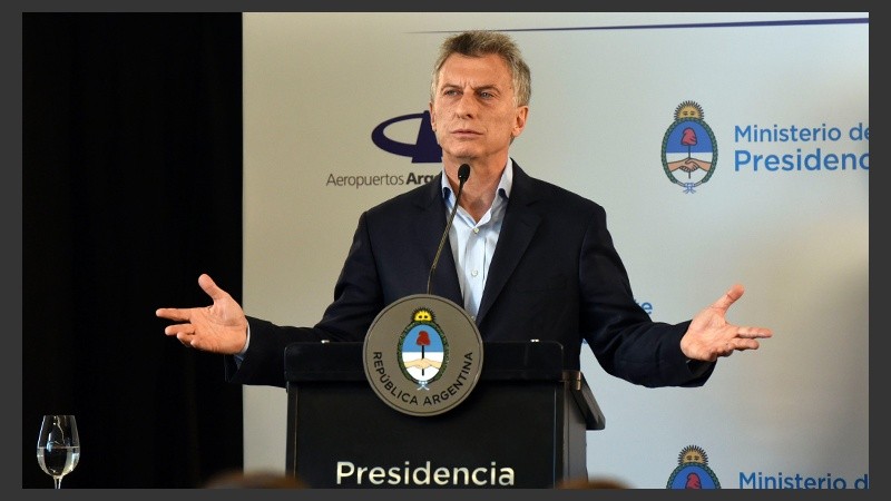 Macri dispuso por decreto dos modificaciones claves para los trabajadores. 