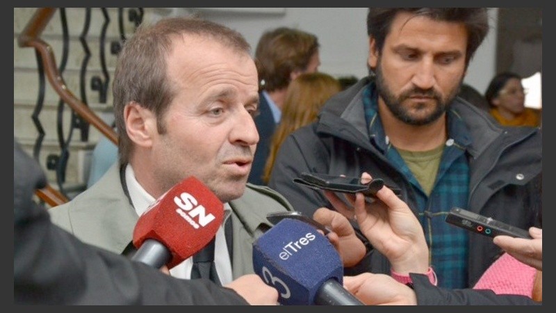 Ganón fue suspendido por una comisión de la Legislatura santafesina.