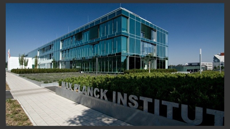 Las áreas científicas sobre las cuales están pautadas las becas son Biomedicina, Química o Física.