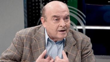 "Uno de los déficit más grandes que tiene este equipo es que no conocen la historia económica argentina", dijo Cavallo .