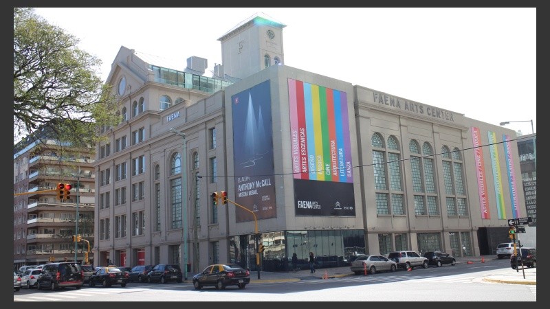 El Faena Arts Center fue clausura preventivamente. 