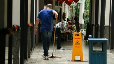 Instantáneas de la lluvia en Rosario.