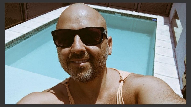 José María Muscari enfrentó a la suerte con sus glúteos al desnudo.