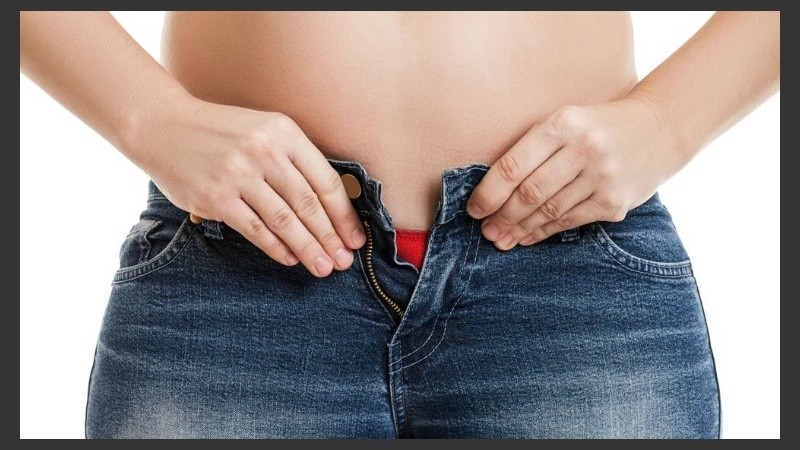Los jeans muy apretados pueden traer problemas digestivos y favorecer la aparición de várices.