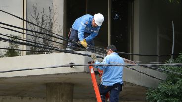Tres trabajadores perdieron la vida trabajando en redes eléctricas.