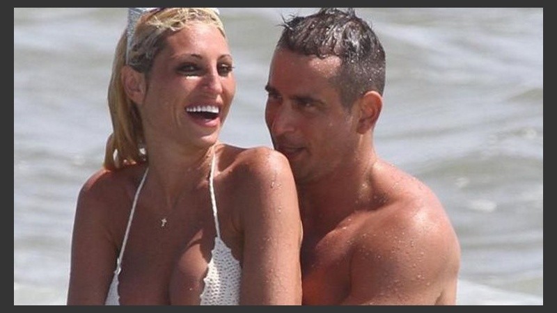 La Griega disfruta del mar y del amor. 