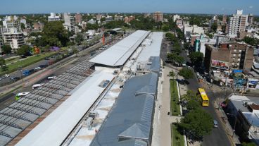 Vista hacia la estructura techada de La Terminal. (Alan Monzón/Rosario3.com)