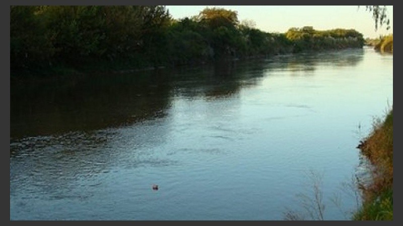 El cauce del Carcarañá en peligro. 