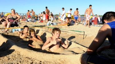 Las esculturas en la arena son un clásico de verano.