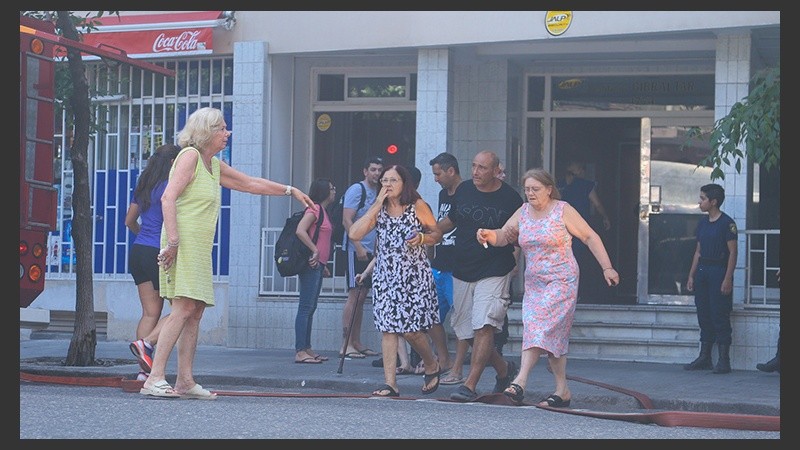 Vecinos del edificio debieron ser evacuados.