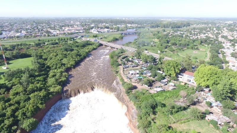 La cascada vista desde un drone. 