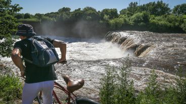La cascada del Saladillo se corrió varios metros en la última lluvia.