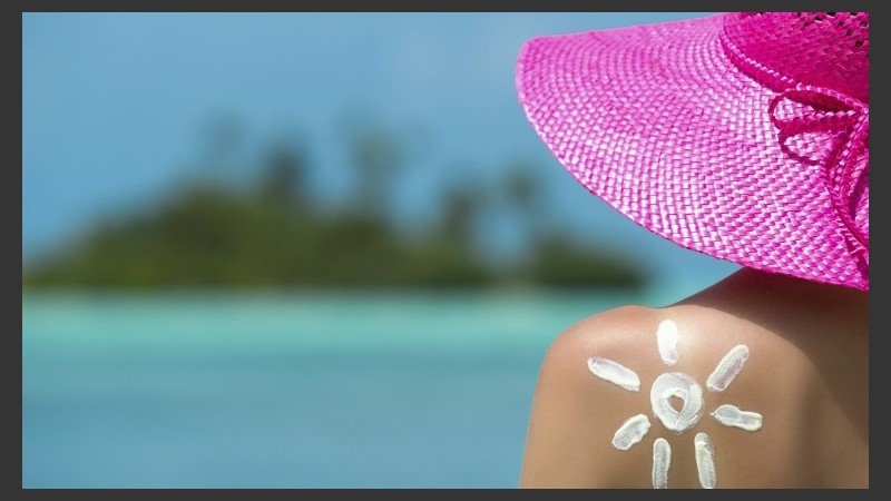 La exfoliación, otro ABC para una piel saludable, también sigue vigente en esta estación, aunque con algunas salvedades.