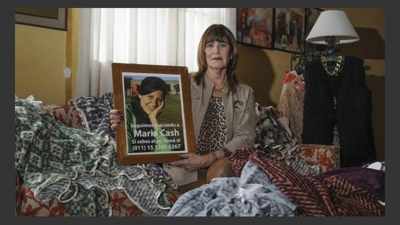 La mamá de la mujer desaparecida pide celeridad de la Justicia.