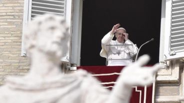 El Papa durante el rezo del Ángelus este domingo.