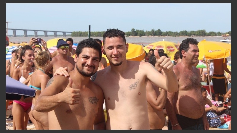 El público cantó y bailó durante toda la tarde.