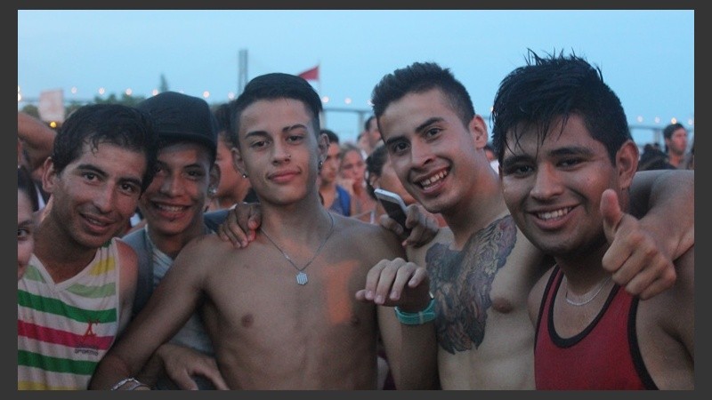 El público cantó y bailó durante toda la tarde.