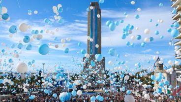 La fiesta de la bandera será un día y el feriado otro.