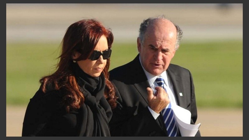 Cristina y Parrilli, protagonistas de la escucha. 