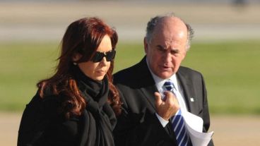 Cristina y Parrilli, protagonistas de la escucha.