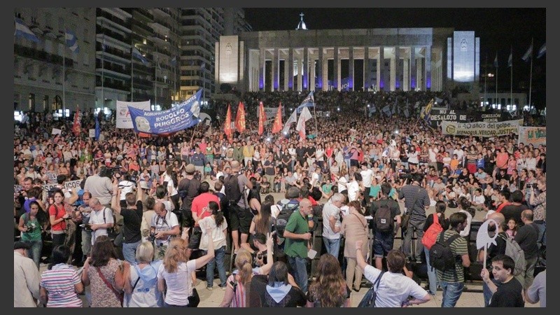 Día Nacional de la Memoria por la Verdad y la Justicia en el Monumento a la Bandera. 