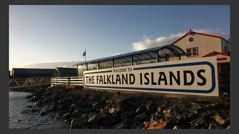 Los Kelpers reclaman la construcción de un muro que los separe de la Argentina.