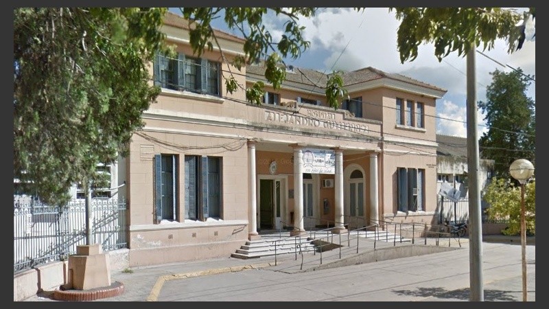 La joven fue llevada al hospital Alejandro Gutiérrez, donde falleció.