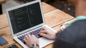 Tiene una duración de seis meses, la asistencia es presencial e inicia el 20 de abril.