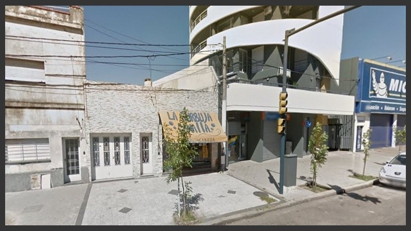 El local violentado se encuentra sobre Bv Avellaneda, muy cerca del Gigante