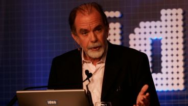 El presidente del Banco Nación fue operado por una afección coronaria.