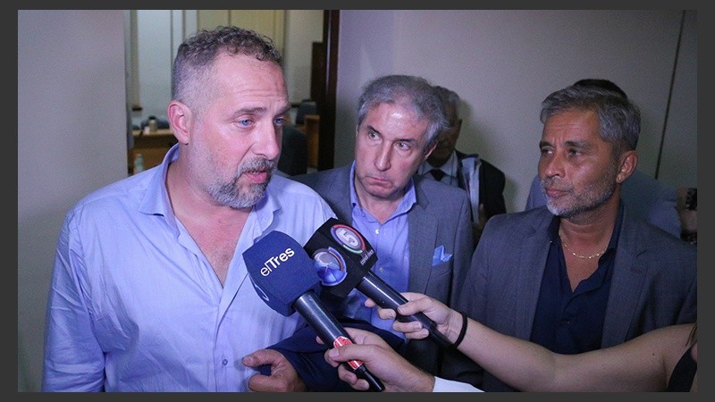 Marcos Cella y sus defensores hablaron con la prensa tras la audiencia imputativa.