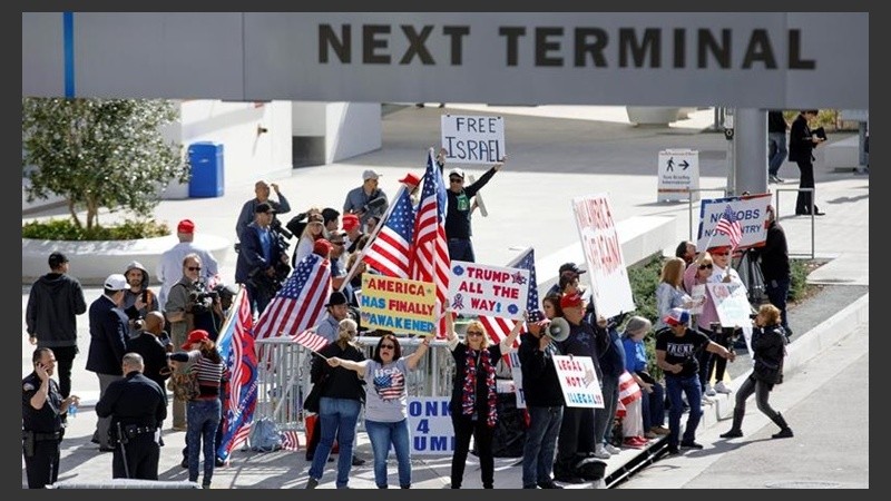 Protestas en aeropuertos de Estados Unidos.