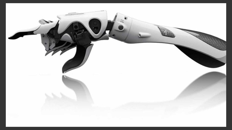 La capacidad de la prótesis de detectar señales de la motoneuronas logrará que pueda registrar más órdenes, haciéndola mucho más funcional.