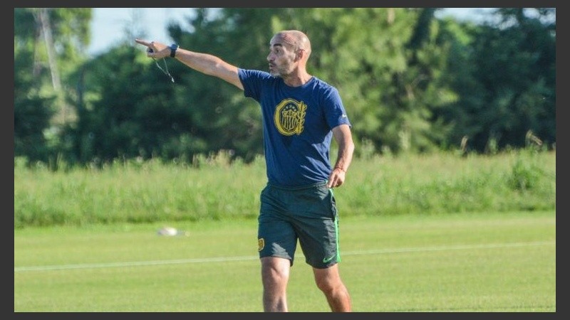 El técnico de Central, en pleno entrenamiento